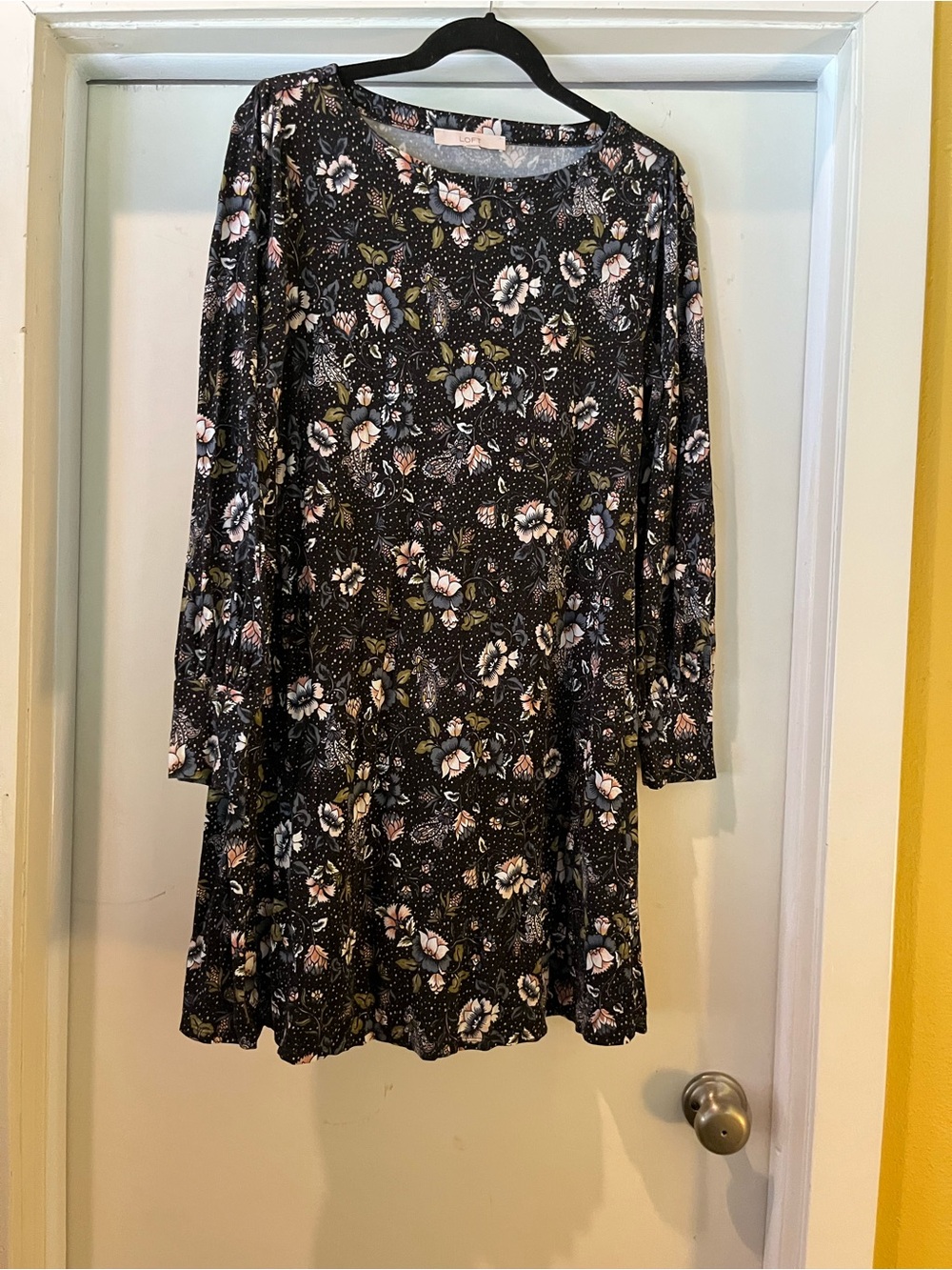 LOFT Black Long-Sleeve Floral Swing Dress with Pink & Cream Blooms